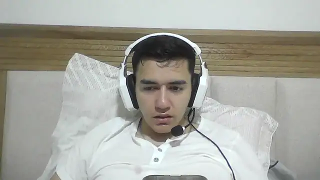 Estebitan vm online show from March 31, 2026, 4:58 am