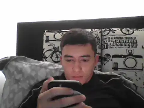 Snapshot of Estebitan_vm chatting on January 9, 2025, 2:07 pm Estebitan vm online show from January 9, 2025, 2:07 pm