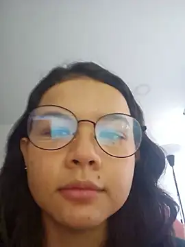 Snapshot of azumiichan chatting on January 7, 2026, 2:00 pm azumiichan online show from January 7, 2026, 2:00 pm