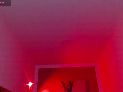 Snapshot of soffiaha_lor chatting on September 11, 2025, 8:20 pm soffiaha lor online show from September 11, 2025, 8:20 pm