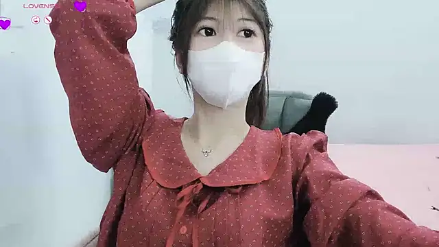 tanhxiu online show from January 2, 2025, 3:51 pm