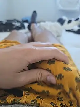 Snapshot of tibi2003_10 chatting on September 20, 2025, 10:53 am tibi2003 10 online show from September 20, 2025, 10:53 am