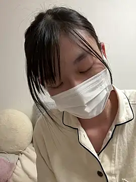 -Rinka- online show from May 13, 2026, 1:07 pm