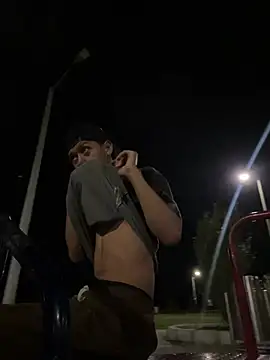 Snapshot of Drakoo_25 chatting on March 23, 2026, 3:28 am Drakoo 25 online show from March 23, 2026, 3:28 am