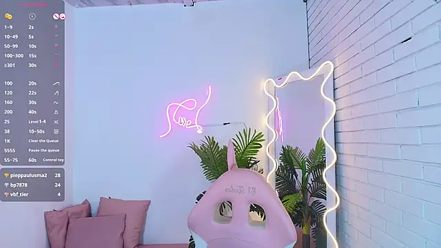 Chiara tay online show from March 10, 2025, 10:18 am