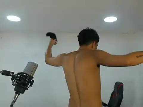 Snapshot of danielitopapuu chatting on October 16, 2025, 12:35 pm danielitopapuu online show from October 16, 2025, 12:35 pm