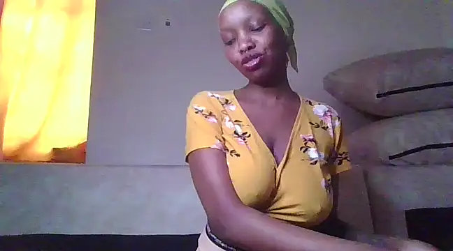 Snapshot of sexxygoldy chatting on March 22, 2025, 10:49 am sexxygoldy online show from March 22, 2025, 10:49 am