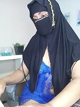 Snapshot of Mishka__ chatting on June 3, 2026, 10:58 pm Mishka online show from June 3, 2026, 10:58 pm
