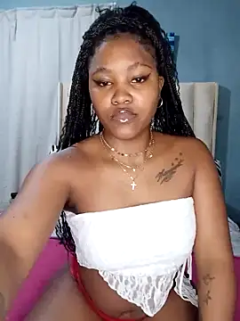 Snapshot of charmainexxx chatting on October 9, 2025, 4:29 pm charmainexxx online show from October 9, 2025, 4:29 pm