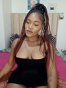 Snapshot of charmainexxx chatting on April 11, 2026, 1:15 pm charmainexxx online show from April 11, 2026, 1:15 pm