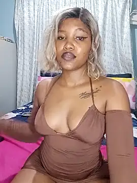 Snapshot of charmainexxx chatting on February 23, 2025, 7:17 pm charmainexxx online show from February 23, 2025, 7:17 pm