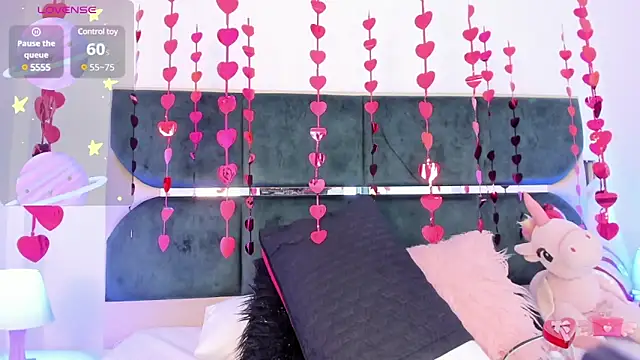 Snapshot of Victoria_west chatting on February 7, 2025, 12:31 am Victoria west online show from February 7, 2025, 12:31 am