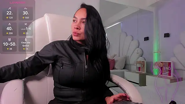 Snapshot of ginebra_ness chatting on October 3, 2025, 12:39 pm ginebra ness online show from October 3, 2025, 12:39 pm