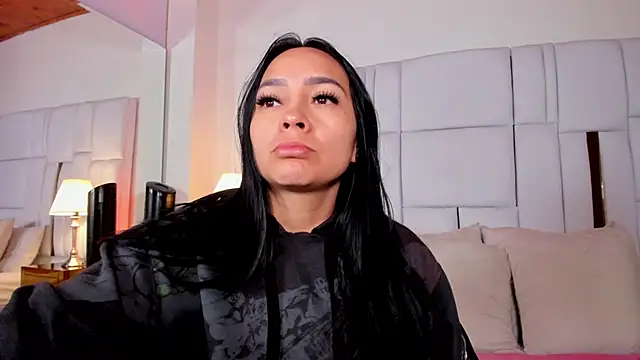 Snapshot of ginebra_ness chatting on February 10, 2025, 12:29 pm ginebra ness online show from February 10, 2025, 12:29 pm