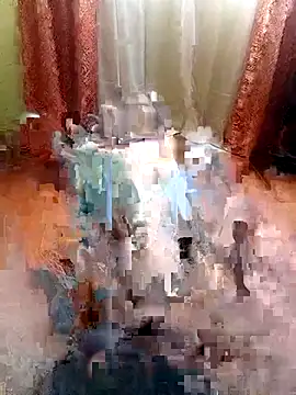 Snapshot of Mr_LowHanger chatting on November 5, 2025, 10:29 am Mr LowHanger online show from November 5, 2025, 10:29 am
