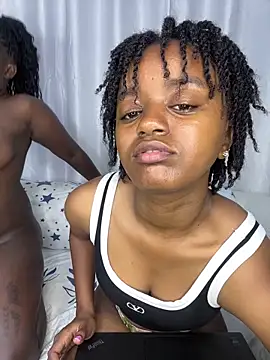 Snapshot of Doublefreaks chatting on October 31, 2025, 1:46 am Doublefreaks online show from October 31, 2025, 1:46 am