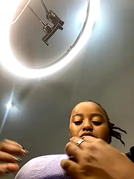 Snapshot of Doublefreaks chatting on December 1, 2025, 11:49 pm Doublefreaks online show from December 1, 2025, 11:49 pm