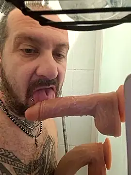 teddy79good online show from March 9, 2026, 5:05 pm