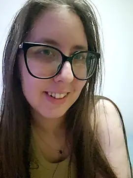 Snapshot of Sarah459 chatting on May 15, 2026, 9:46 pm Sarah459 online show from May 15, 2026, 9:46 pm