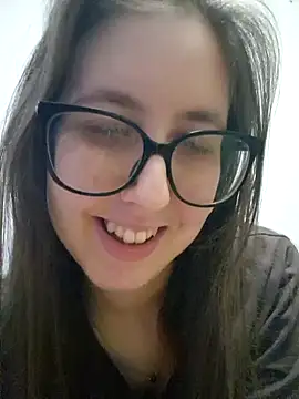 Snapshot of Sarah459 chatting on May 27, 2026, 1:57 am Sarah459 online show from May 27, 2026, 1:57 am