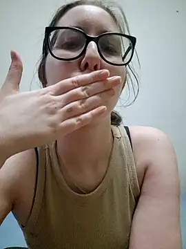 Snapshot of Sarah459 chatting on May 3, 2026, 6:55 pm Sarah459 online show from May 3, 2026, 6:55 pm