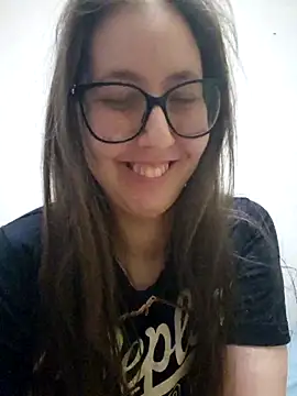 Snapshot of Sarah459 chatting on April 14, 2026, 5:40 pm Sarah459 online show from April 14, 2026, 5:40 pm