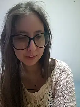 Snapshot of Sarah459 chatting on May 13, 2026, 8:16 pm Sarah459 online show from May 13, 2026, 8:16 pm