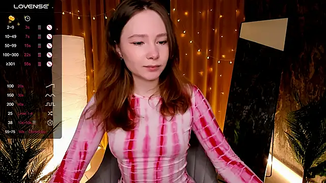 Snapshot of LanaBlu_ chatting on February 1, 2026, 7:28 am LanaBlu online show from February 1, 2026, 7:28 am