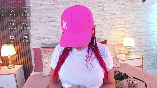 AndreaPink2024 online show from October 22, 2025, 1:10 pm