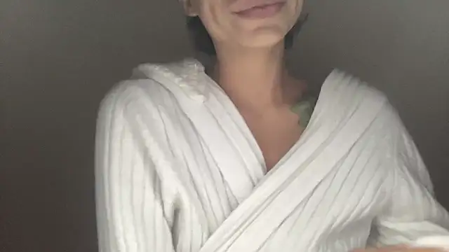 Snapshot of myloveforyouu chatting on April 11, 2026, 12:53 pm myloveforyouu online show from April 11, 2026, 12:53 pm