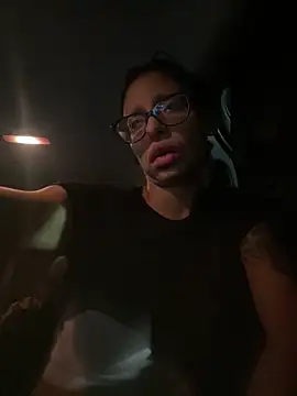 Snapshot of myloveforyouu chatting on March 31, 2026, 1:40 am myloveforyouu online show from March 31, 2026, 1:40 am