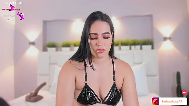 Snapshot of HelenaRoos chatting on February 9, 2026, 7:56 pm HelenaRoos online show from February 9, 2026, 7:56 pm