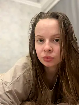 wrenlie online show from October 12, 2025, 6:53 pm