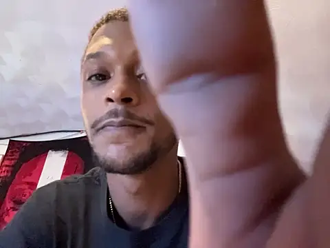 rayyymack online show from October 6, 2025, 1:45 pm