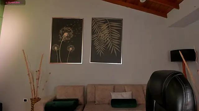 ValeriaRiveraX online show from January 13, 2026, 3:43 am