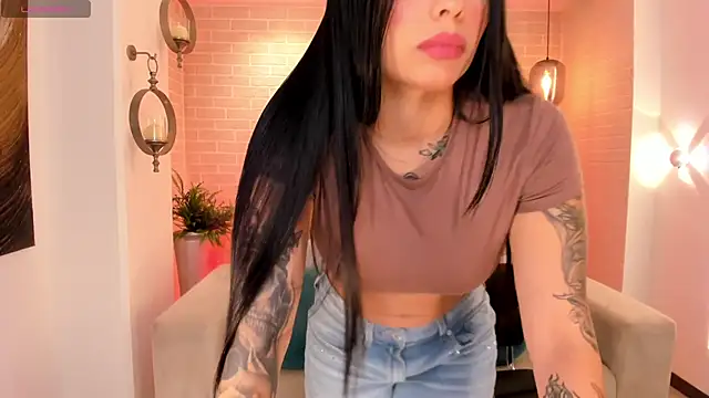MariaHerrera  online show from April 26, 2026, 11:46 pm