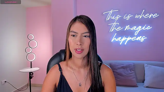 ArianaDumont online show from February 1, 2026, 10:57 am