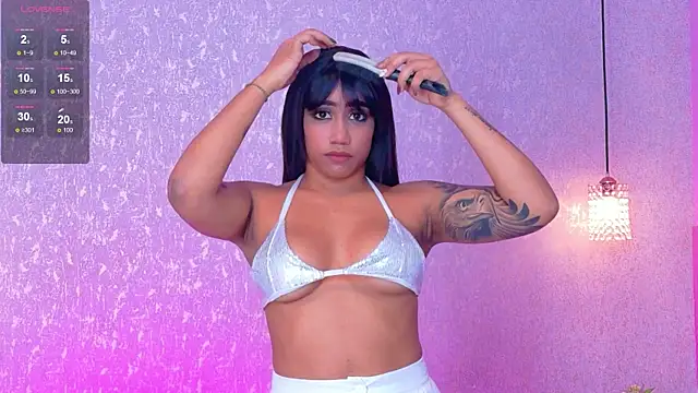 Snapshot of Salome_Diaz_ chatting on June 12, 2026, 6:11 am Salome Diaz online show from June 12, 2026, 6:11 am