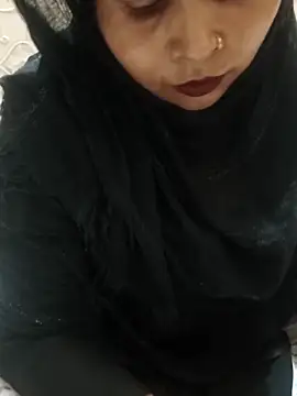 Snapshot of Indian-Nazia chatting on September 16, 2025, 6:42 pm Indian-Nazia online show from September 16, 2025, 6:42 pm