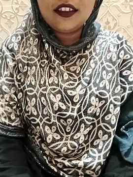 Snapshot of Indian-Nazia chatting on September 24, 2025, 6:47 pm Indian-Nazia online show from September 24, 2025, 6:47 pm