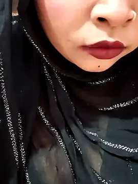 Snapshot of Indian-Nazia chatting on October 28, 2025, 6:07 pm Indian-Nazia online show from October 28, 2025, 6:07 pm