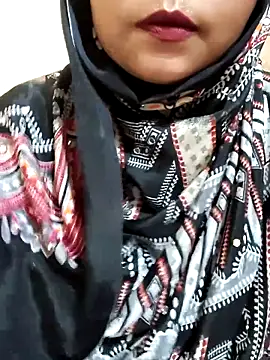 Snapshot of Indian-Nazia chatting on June 17, 2026, 8:14 am Indian-Nazia online show from June 17, 2026, 8:14 am