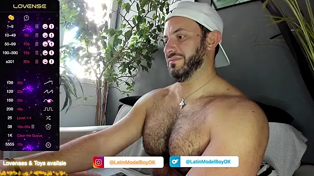 Snapshot of arielenbsas chatting on March 21, 2025, 11:44 am arielenbsas online show from March 21, 2025, 11:44 am
