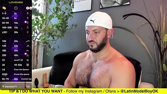 Snapshot of arielenbsas chatting on February 17, 2025, 10:05 pm arielenbsas online show from February 17, 2025, 10:05 pm