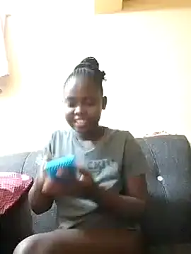 Sweetcecie01 online show from November 26, 2025, 9:59 pm