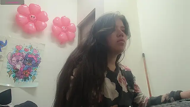 Snapshot of Ingrid_Casas chatting on September 9, 2025, 8:51 pm Ingrid Casas online show from September 9, 2025, 8:51 pm