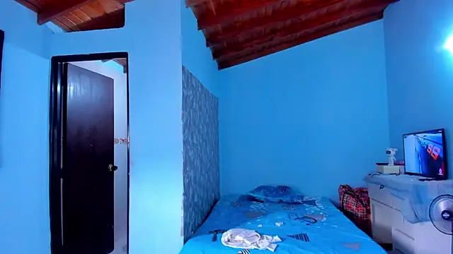 AngelaCoffee online show from February 10, 2026, 7:57 pm