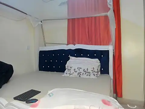 Curvy Latoya online show from February 26, 2025, 8:36 pm