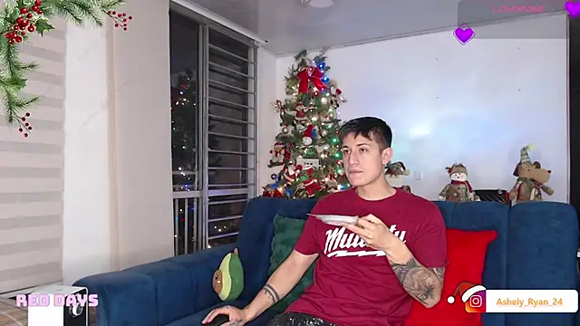 Snapshot of ashely_ryan24 chatting on December 23, 2025, 12:22 am ashely ryan24 online show from December 23, 2025, 12:22 am