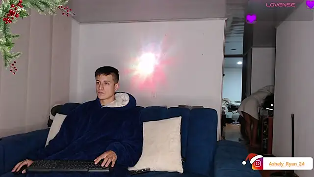 Snapshot of ashely_ryan24 chatting on January 6, 2026, 11:20 pm ashely ryan24 online show from January 6, 2026, 11:20 pm